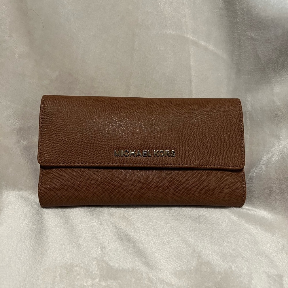 Michael Kors Travel Wallet